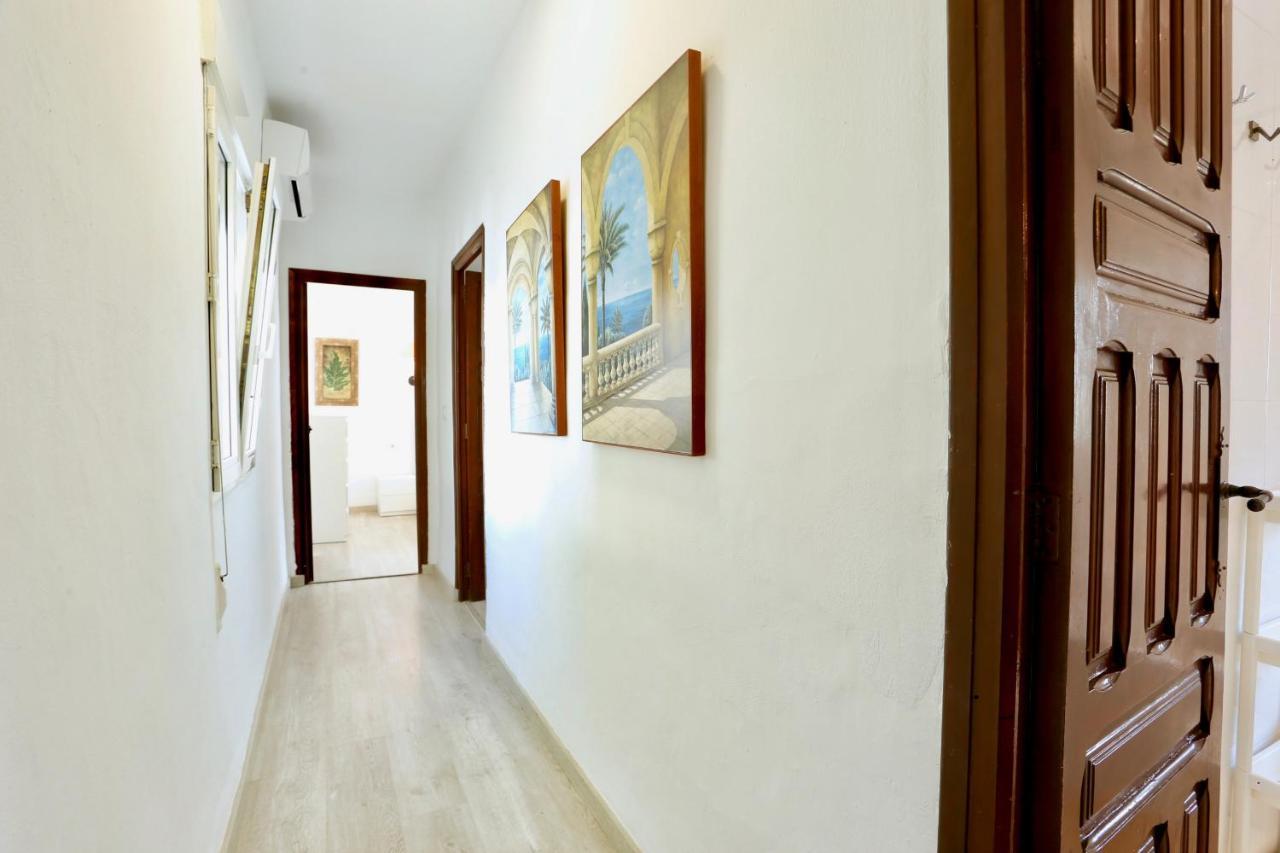 Urbanizacion El Oasis, 20 Villas En 1ª Linea Playa Denia Exterior photo