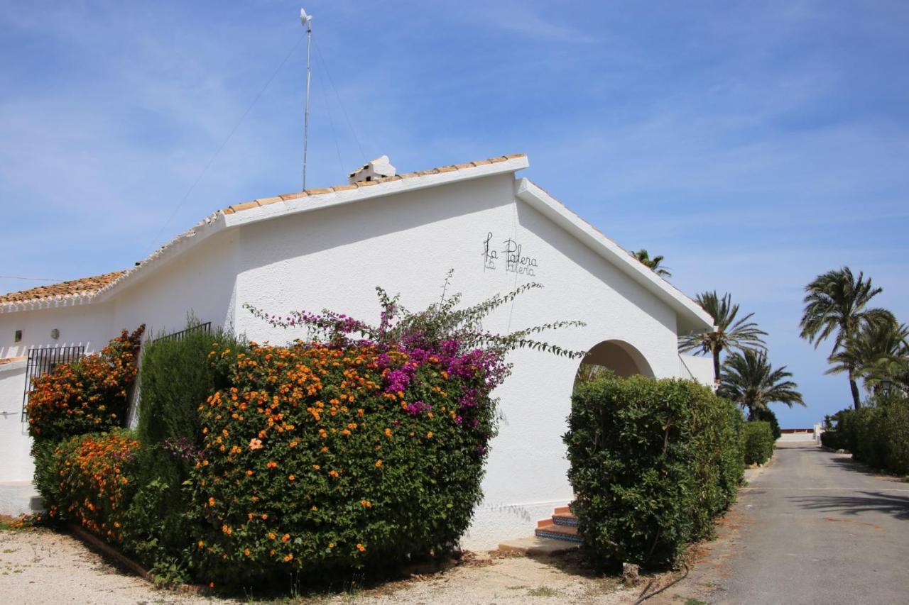 Urbanizacion El Oasis, 20 Villas En 1ª Linea Playa Denia Exterior photo